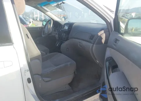 2005 Toyota Sienna Le из США, поврежденный, VIN 5TDZA23C65S259926